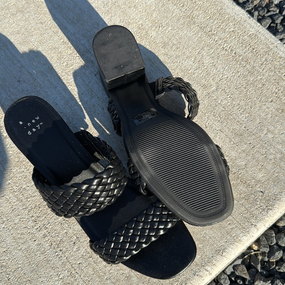 A New Day Rope Heels - Picture 3 of 3